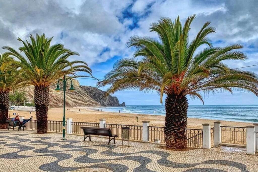 Lovely 2 Bedroom Apartment Including Pool, Stunning Ocean Views & Beach Closeby Luz Exteriör bild