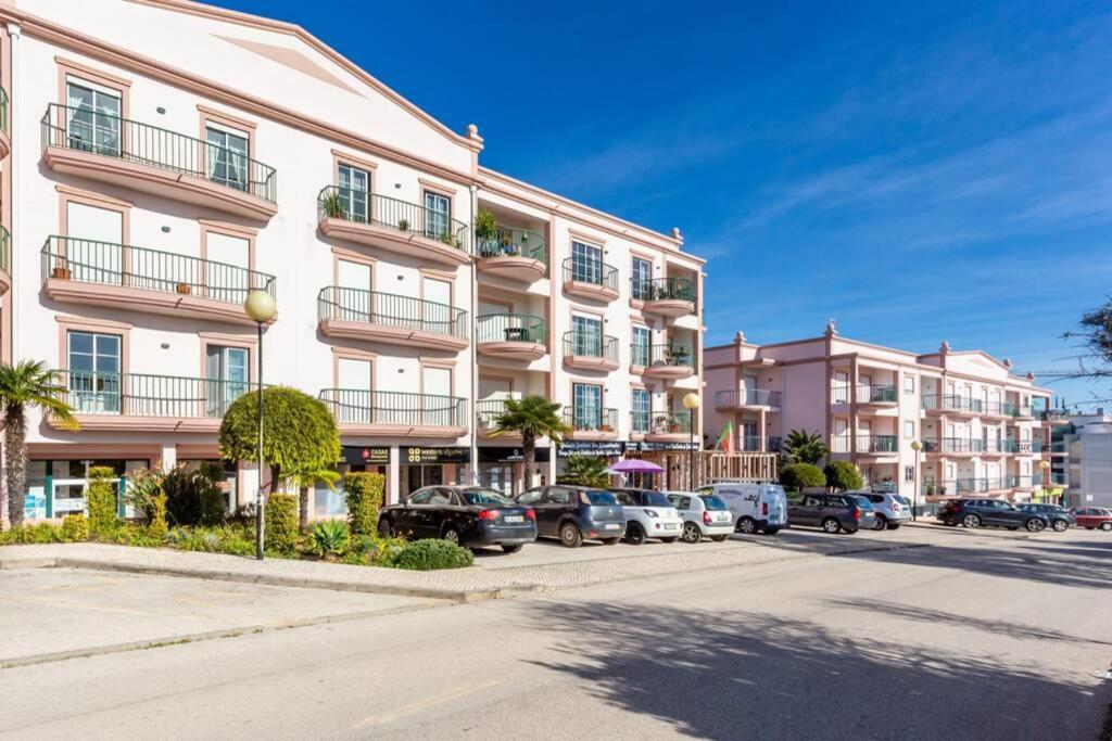 Lovely 2 Bedroom Apartment Including Pool, Stunning Ocean Views & Beach Closeby Luz Exteriör bild