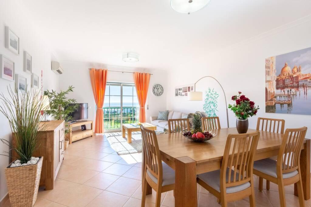 Lovely 2 Bedroom Apartment Including Pool, Stunning Ocean Views & Beach Closeby Luz Exteriör bild